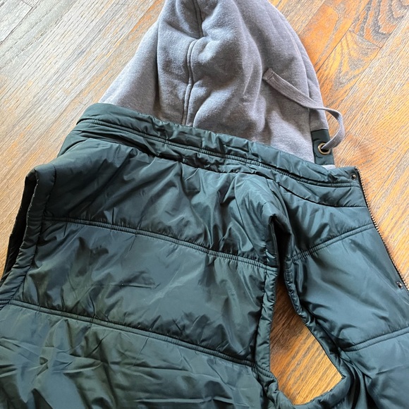 WEATHERPROOF HOODED VEST - Picture 6 of 12